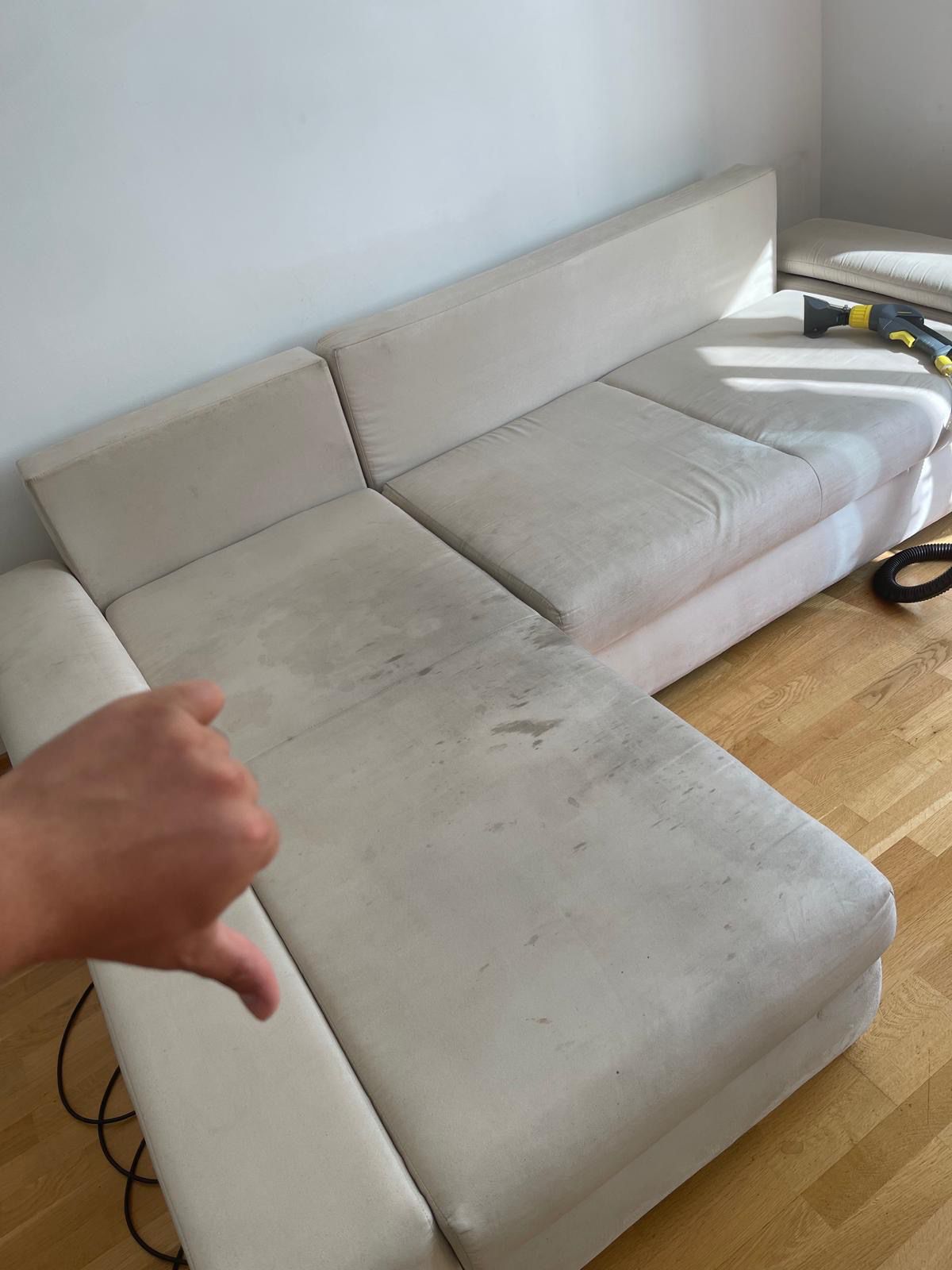 Beiges Ecksofa Polsterreinigung Vorher